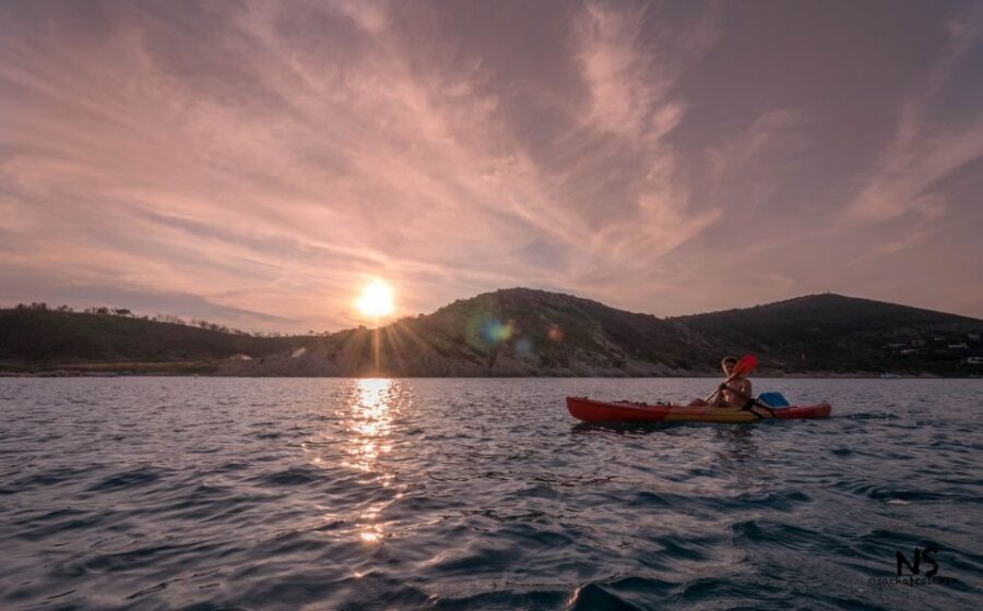 Sunset trip kayak tour in the gulf of Saint-Tropez - Sunset on Pampelonne Beach: The Included Drink Moment
