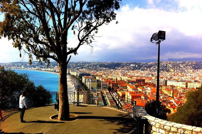 The Essentials of Nice 3h E-Bike Tour - The e-bike reality check: easy hills, but still some riding required
