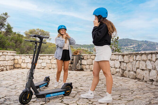 The essentials of Nice by electric scooter 1H30 - #ilovenice Over Bay of Angels: The Fast Photo Win