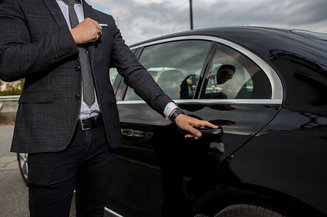 Transfer Nice Airport To Cannes or Transfer Cannes To Nice Airport - Price and value: is $141.95 per group worth it?