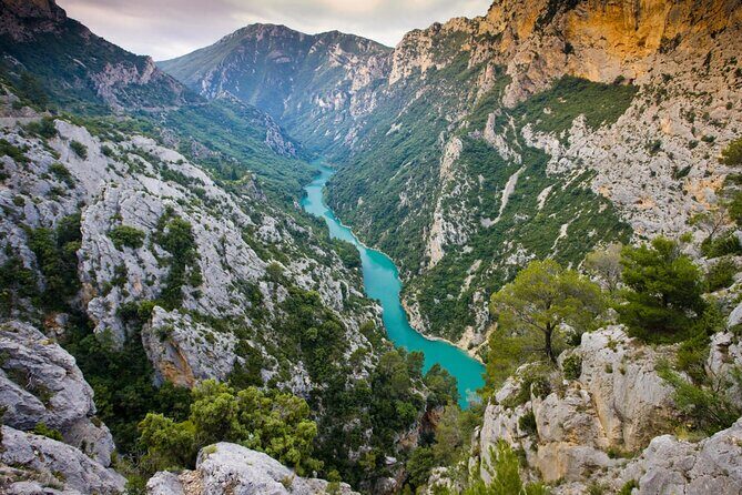 Verdon Gorge: The Grand canyon of Europe, Lake and Lavender - The Morning Warm-Up: Gorges du Loup and Saut du Loup