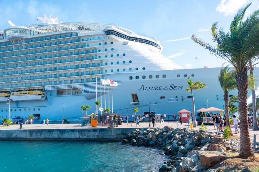 Ville Franche: Private 5-Hour Sightseeing Tour - Practical Tips for a Smooth Day in Monaco and Èze