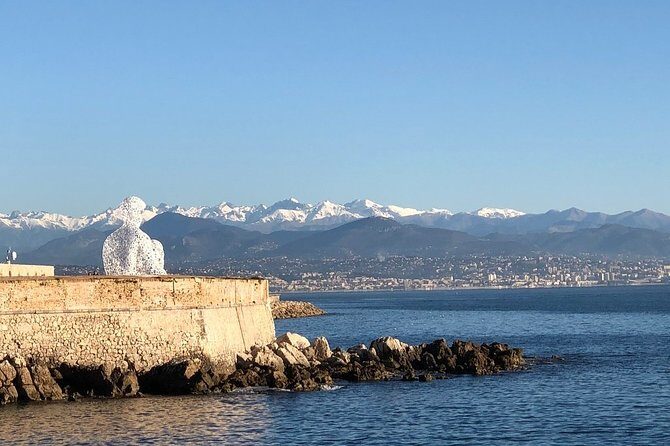 Wine Tasting, Provencal Market, Cannes and St Paul de Vence - St-Paul-de-Vence: artists, medieval streets, and lunch freedom
