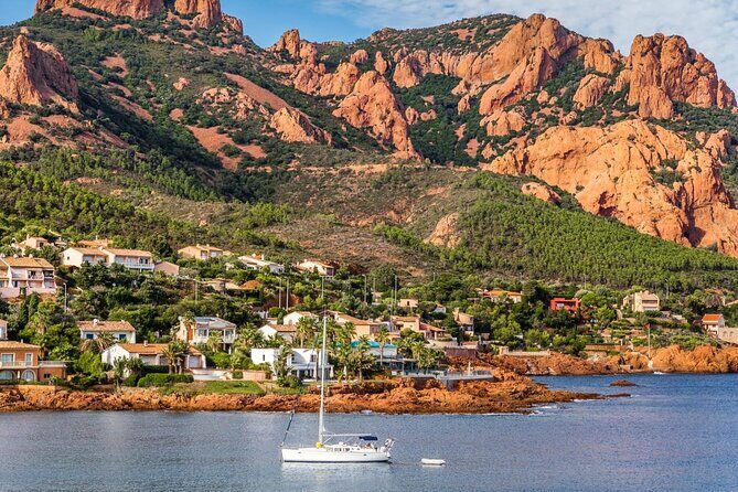 Yacht Me Up – Private All-Inclusive Cannes Sailing Fever - Food, Drinks, and That Wood-Fired Pizza Service